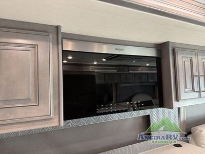 2026 Fleetwood RV Discovery LXE - Photo 11