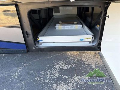 2026 Fleetwood RV Discovery LXE - Photo 32