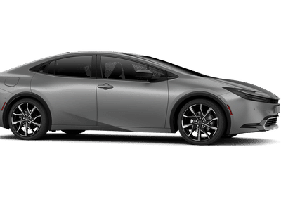 2026 Toyota Prius Plug-in Hybrid — photo 15 view