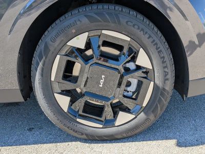 2026 Kia Carnival — photo 11 view