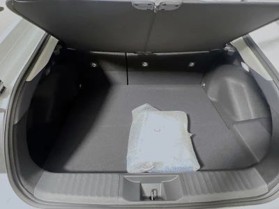 2025 Toyota Prius Plug-In Hybrid — photo 31 view
