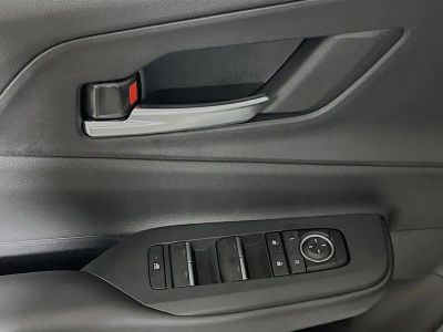 2025 Toyota Prius Plug-In Hybrid — photo 14 view