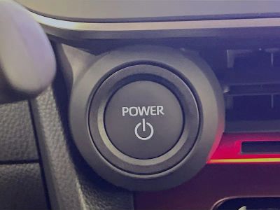 2025 Toyota Prius Plug-In Hybrid — photo 20 view