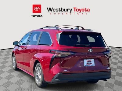 2024 Toyota Sienna - Photo 6