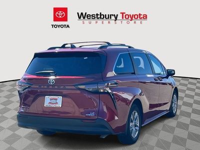 2024 Toyota Sienna - Photo 12