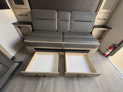 2026 Grand Design Imagine XLS — photo 15 view