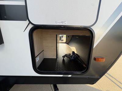 2026 Grand Design Imagine XLS — photo 10 view