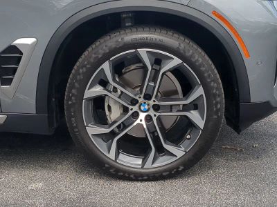 2024 BMW X5 — photo 11 view