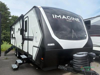 2025 Grand Design Imagine — front three-quarter view
