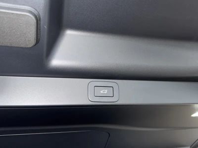2024 Land Rover Range Rover — photo 13 view