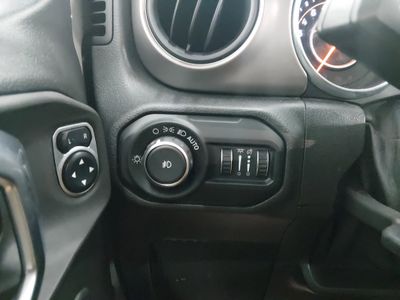 2020 Jeep Wrangler - Photo 13