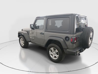 2020 Jeep Wrangler - Photo 4