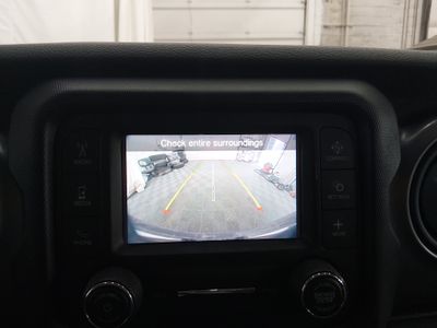 2020 Jeep Wrangler - Photo 17