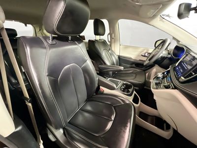 2023 Chrysler Pacifica - Photo 27