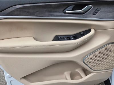 2026 Jeep Grand Cherokee — photo 14 view