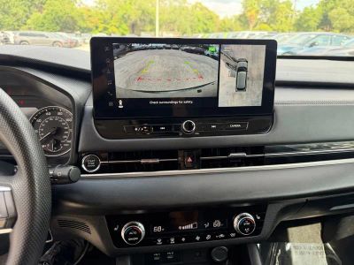 2025 Mitsubishi Outlander — photo 24 view