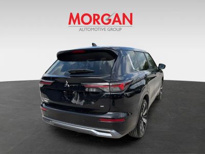 2025 Mitsubishi Outlander — engine compartment view
