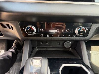 2025 Mitsubishi Outlander — photo 27 view