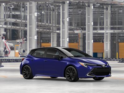 2026 Toyota Corolla Hatchback — photo 16 view