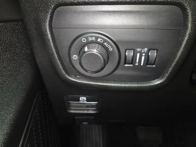 2025 Jeep Grand Cherokee — photo 22 view