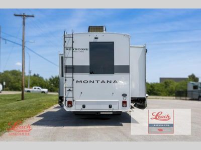 2026 Montana 3900RK - Photo 8