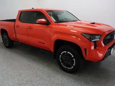 2024 Toyota Tacoma 4WD 6' Bed — interior view
