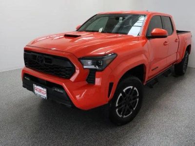 2024 Toyota Tacoma 4WD 6' Bed — side profile view