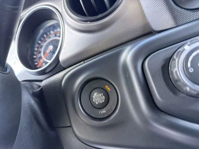 2021 Jeep Gladiator — photo 15 view