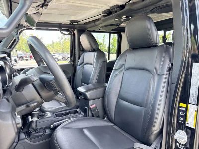 2021 Jeep Gladiator — photo 11 view