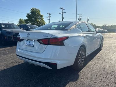 2025 Nissan Altima - Photo 7