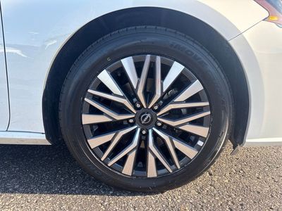 2025 Nissan Altima - Photo 6