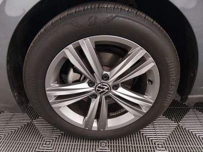 2024 Volkswagen Jetta — photo 10 view