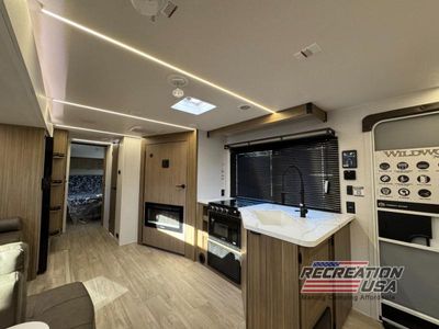 2026 Forest River Wildwood X-Lite — photo 10 view
