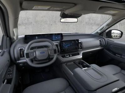 2026 Ford Expedition - Photo 9