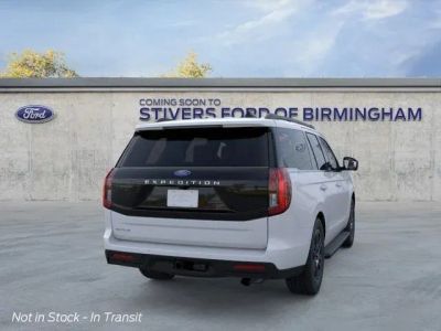 2026 Ford Expedition - Photo 8