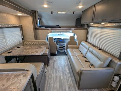 2024 Thor Motor Coach Four Winds — photo 20 view