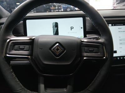 2023 Rivian R1S - Photo 12