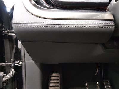 2023 Rivian R1S - Photo 13