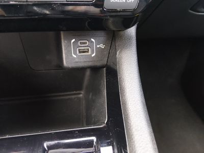 2024 Jeep Compass — photo 18 view