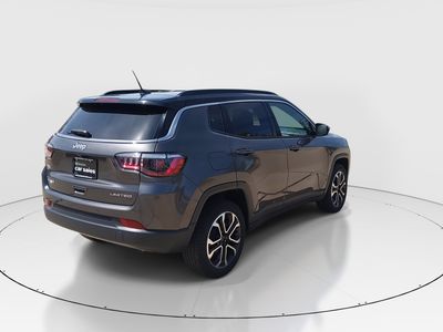 2024 Jeep Compass — photo 7 view