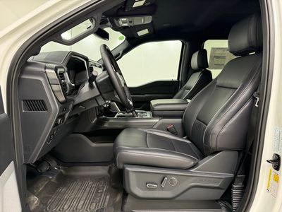 2025 Ford F-150 Lariat Truck V6 EcoBoost - Photo 18