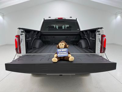 2025 Ford F-150 Lariat Truck V6 EcoBoost - Photo 8