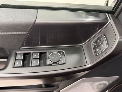 2025 Ford F-150 Lariat Truck V6 EcoBoost - Photo 13