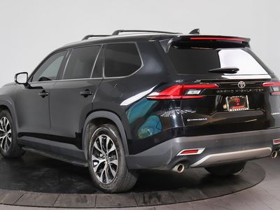 2024 Toyota Grand Highlander Hybrid - Photo 2