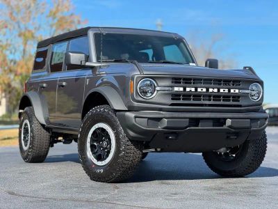 2025 Ford Bronco — rear three-quarter view