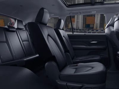2026 Toyota Grand Highlander Hybrid - Photo 2