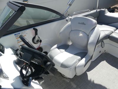 2022 NauticStar 203 DC - Photo 8