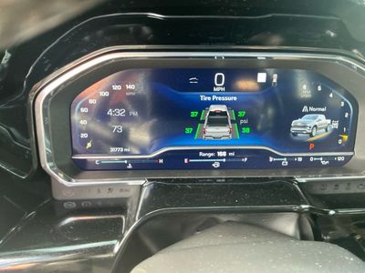 2022 Chevrolet Silverado 1500 — photo 10 view