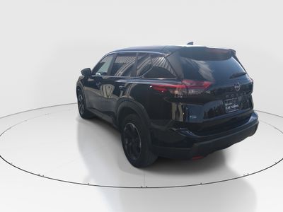 2025 Nissan Rogue — detail view