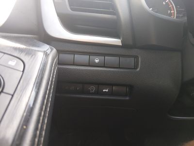 2025 Nissan Rogue — photo 13 view